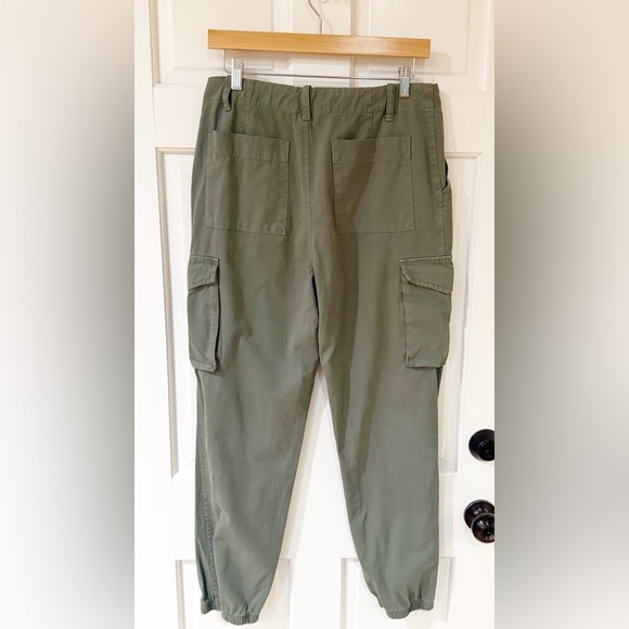 Z Supply Andi Twill Cargo Pant in Evergreen M - Picture 7 of 13